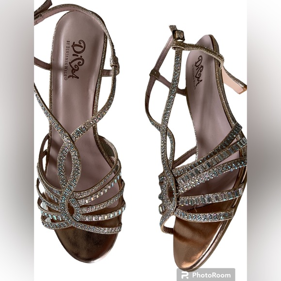 Benjamin Walk Womens Dulce Champagne Shimmer Ankle Strap Heels Size 8 - Picture 6 of 9